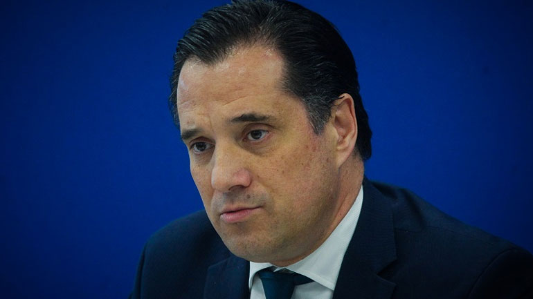 Άδ. Γεωργιάδης: Το υπουργείο δεν σχεδιάζει την πλήρη απελευθέρωση του ωραρίου των καταστημάτων