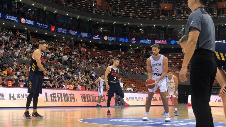 Μπάσκετ: Νίκησε τη Ρωσία και «έχασε» τον Καμπάτσο η Αργεντινή