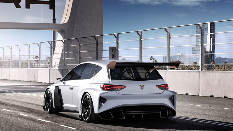 Το αγωνιστικό ηλεκτρικό CUPRA e-Racer αποδίδει 680 ίππους...