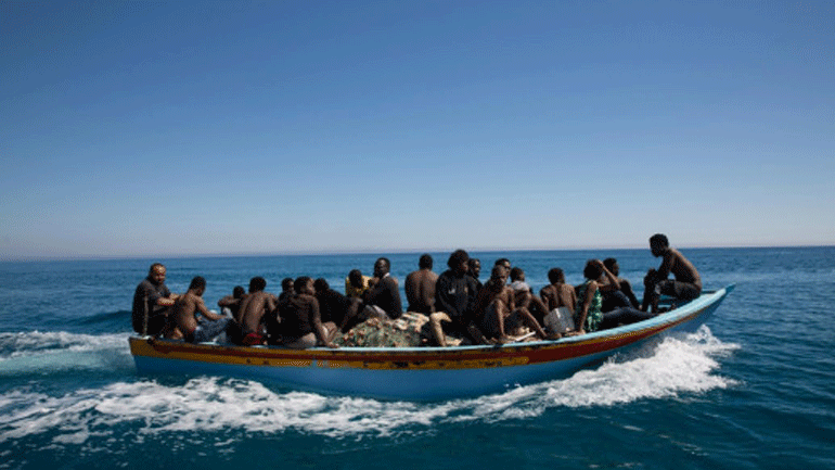 Λιβύη: Ναυάγιο με πέντε νεκρούς και 20 αγνοούμενους