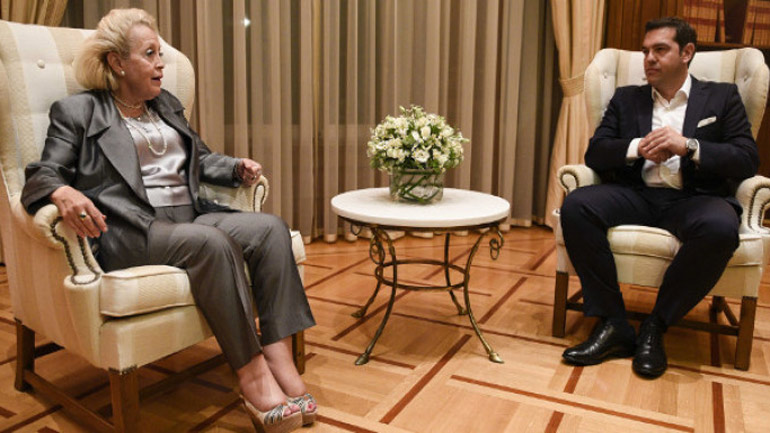 Συνάντηση Τσίπρα-Θάνου σε εξέλιξη Συνάντηση Τσίπρα-Θάνου σε εξέλιξη