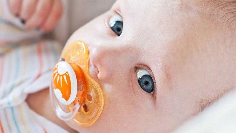 Τι πιπίλα να αγοράσετε για το μωρό σας