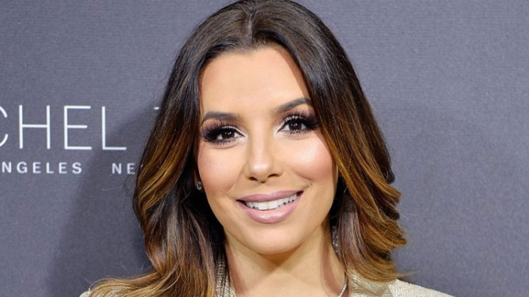 Η Εύα Λονγκόρια σε ρόλο σκηνοθέτη