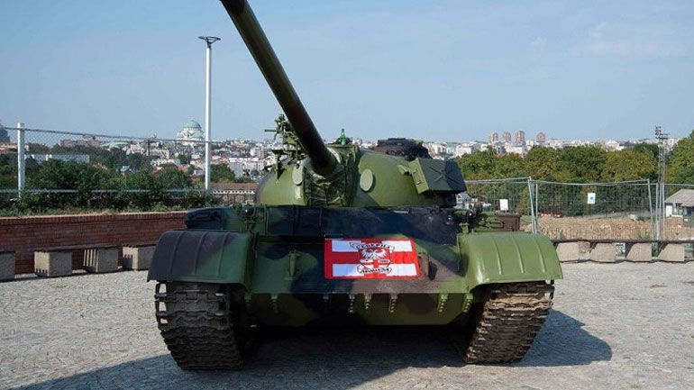 Γιόρτασαν με τανκ την πρόκριση οι οργανωμένοι του Ερυθρού Αστέρα