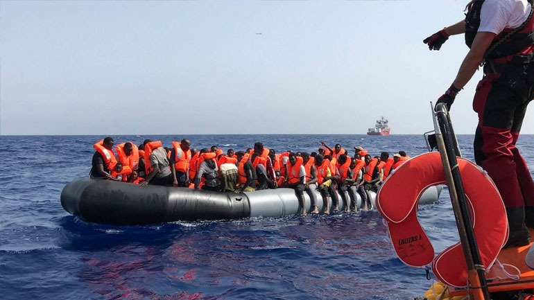 Mare Jonio: Περισσότεροι από 200 μετανάστες έχουν διασωθεί από τη Δευτέρα στη Μεσόγειο