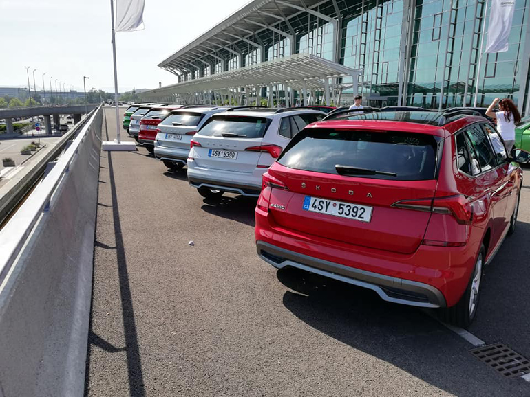 Σύγχρονες σχεδιαστικές γραμμές για το τσέχικο μοντέλο