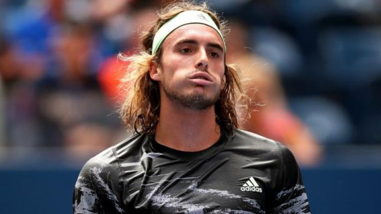 Κάτι τρέχει με τον Στέφανο