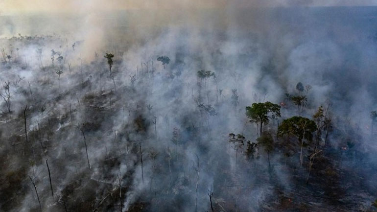 Οι φωτιές στον Αμαζόνιο προκάλεσαν κρίση στην αξιοπιστία της βραζιλιάνικης κυβέρνησης