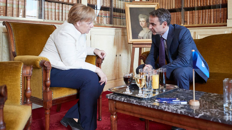 Το μεσημέρι το ραντεβού με τη Μέρκελ