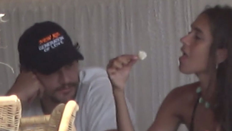 James Franco: Ξέγνοιαστες στιγμές με τη σύντροφό του στη Μύκονο