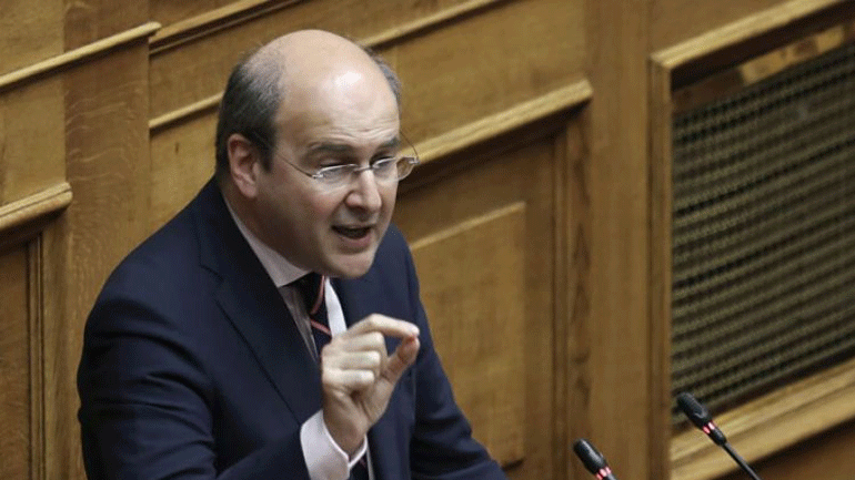 Χατζηδάκης: Θα κάνουμε όλες τις ενέργειες για να μείνει η ΔΕΗ όρθια