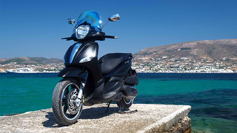 Piaggio Beverly 350 long term: Απόδραση στην Πάρο