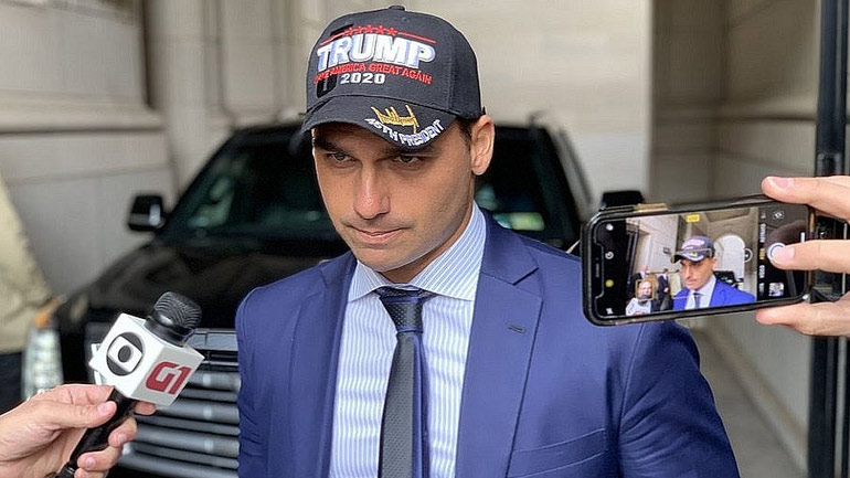 Βραζιλία: Ο γιος του Μπολσονάρου θα συναντηθεί σήμερα με τον Τραμπ στην Ουάσινγκτον