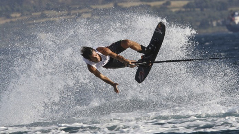 Το χρυσό μετάλλιο στο θαλάσσιο σκι ο Πλυτάς