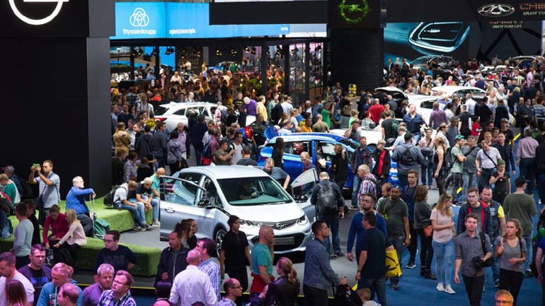 Ποιοι θα λάβουν μέρος και ποιοι όχι στην έκθεση της Φρανκφούρτης