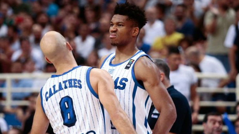 «Ένα μετάλλιο» ζητούν οι Γιάννης Αντετοκούνμπο και Νικ Καλάθης