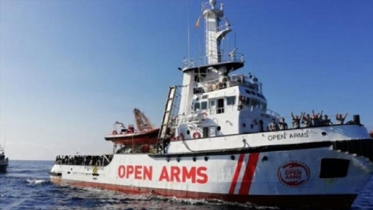 Σε ισπανικό λιμάνι έφτασε το Open Arms που μετέφερε 15 μετανάστες