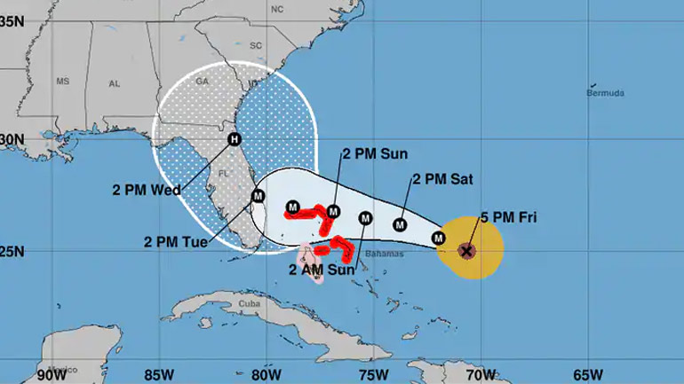 ΗΠΑ: Ο κυκλώνας Ντόριαν ενισχύθηκε στην κατηγορία 4