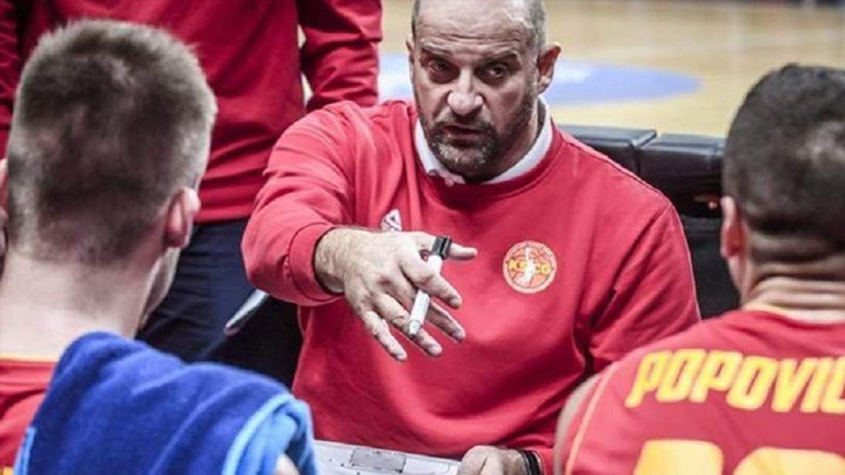 Μίτροβιτς: «Δεν επικεντρωνόμαστε στον Γιάννη»