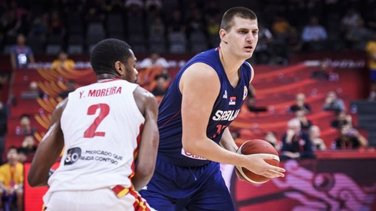 Πολύ εύκολη η πρεμιέρα για τη Σερβία, συνέτριψε 105-59 την Ανγκόλα