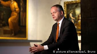 Ο Άικε Σμιτς παραμένει μέχρι το Νοέμβριο στο τιμόνι του Μουσείου Ουφίτσι της Φλωρεντίας