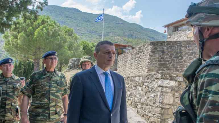 Ο υφυπουργός Εθνικής Άμυνας Αλκιβιάδης Στεφανής, επισκέφθηκε το μουσείο «Ιάκωβος Τσούνης»