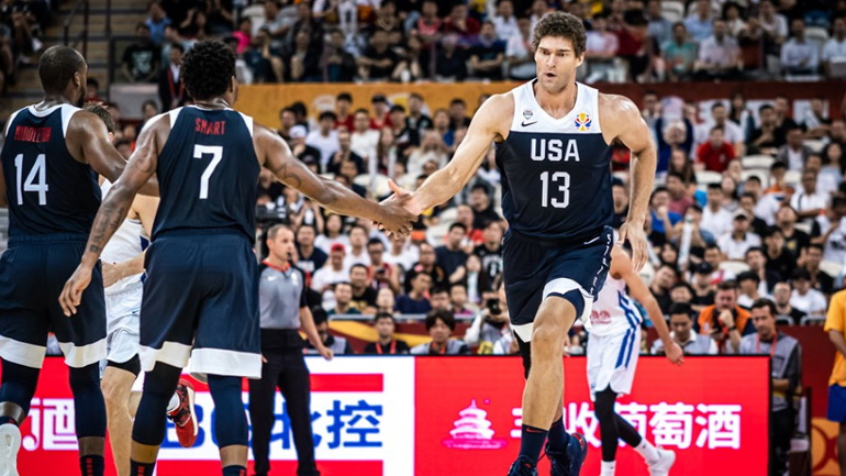 Νικηφόρα πρεμιέρα για τις ΗΠΑ, 99-67 την Τσεχία