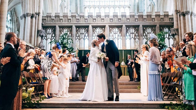 Ο παραμυθένιος γάμος της Ellie Goulding με επώνυμους καλεσμένους!