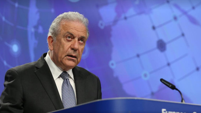 Δ. Αβραμόπουλος στη Die Welt: «Καλώ τις χώρες της Ε.Ε. να ενισχύσουν την επανεγκατάσταση»