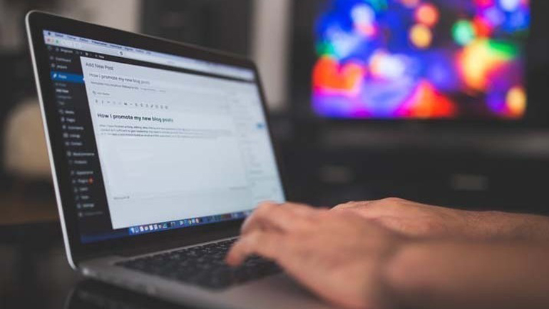 Έρευνα: Έξι στα δέκα Ελληνόπουλα έως 10 ετών έχουν πρόσβαση στο διαδίκτυο