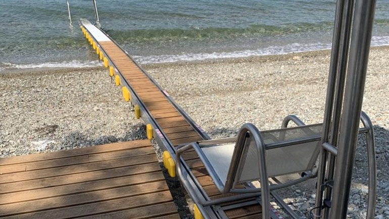 Seatrac: Μια «γέφυρα» στη θάλασσα για άτομα με κινητικά προβλήματα