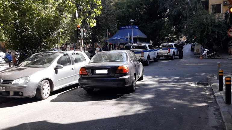 Έφοδος και προσαγωγές υπόπτων για διακίνηση ναρκωτικών στην Πλατεία Εξαρχείων