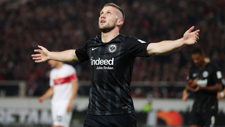 Στη Μίλαν ο Ρέμπιτς