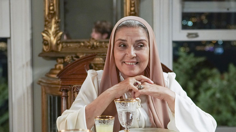 Κράτα μου το χέρι: Πριν από τη δίκη, η Αζρά πλησιάζει τον αδελφό της, τον Μερτ