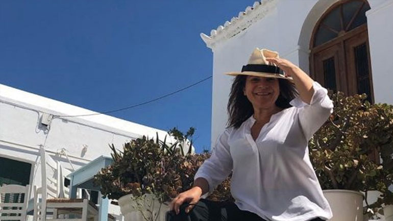 Αργυρώ Μπαρμπαρίγου: Ο ξέφρενος χορός της στην Πάρο!