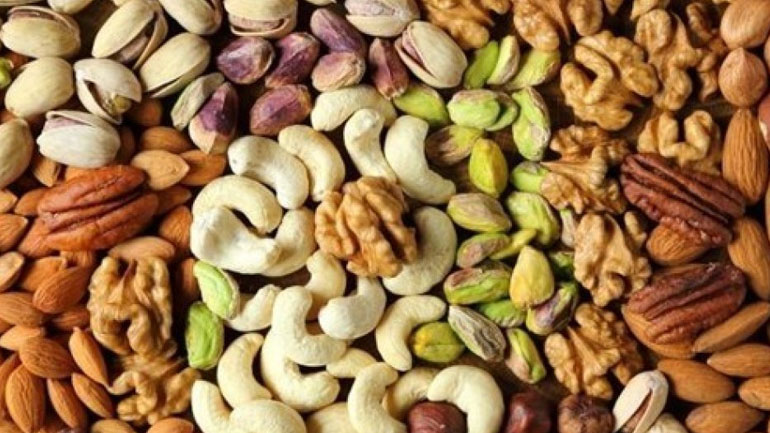 Οι ξηροί καρποί μειώνουν τον κίνδυνο εμφράγματος και εγκεφαλικού