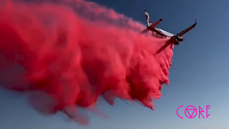 Πυροσβεστικό αεροπλάνο vs αυτοκίνητο