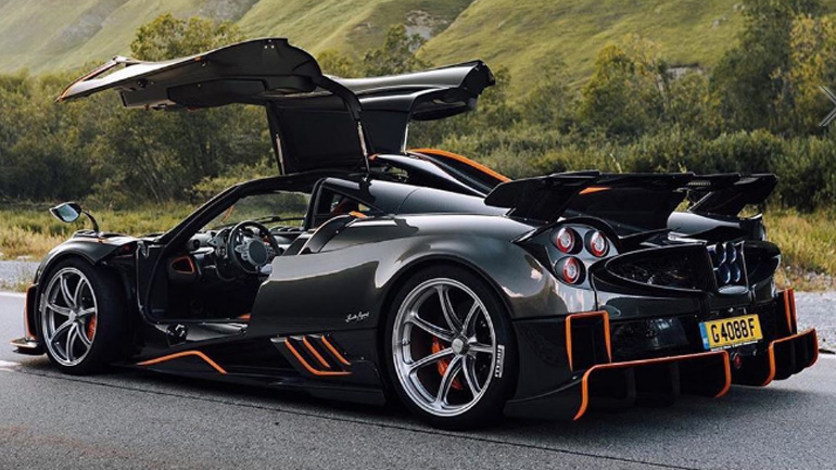 Παραδόθηκε η πρώτη Pagani Huayra Imola