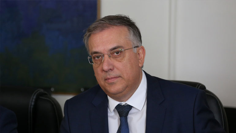 Τ. Θεοδωρικάκος: Δεν έρχονται απολύσεις εργαζομένων στο Δημόσιο