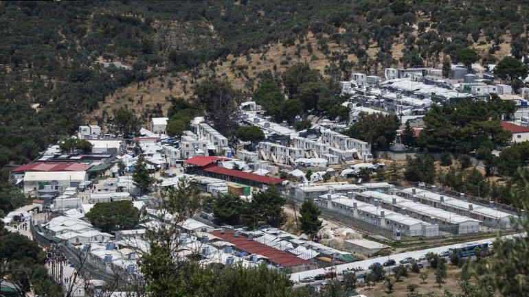 Γερμανικός Τύπος: «Οι 1.500 πρόσφυγες θα μείνουν στην ελληνική ενδοχώρα;»