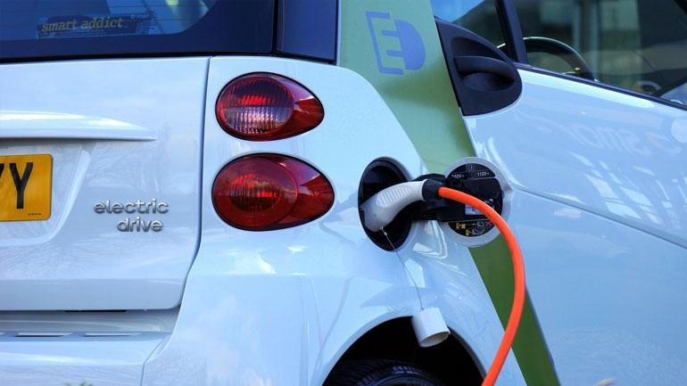 Στην ηλεκτροκίνηση το μέλλον της αυτοκινητοβιομηχανίας
