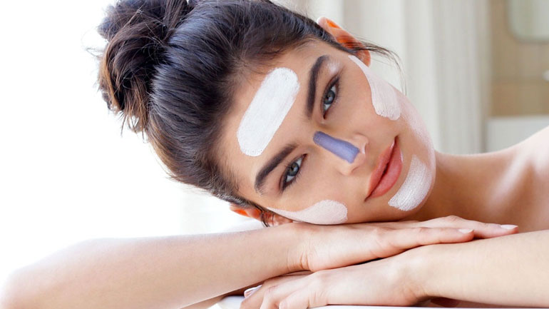 Πώς να φροντίσετε το δέρμα σας μετά τις διακοπές