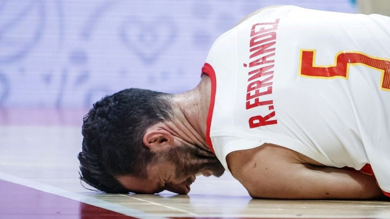 Αγωνία στην Ισπανία για τον Ρούντι Φερνάντεθ