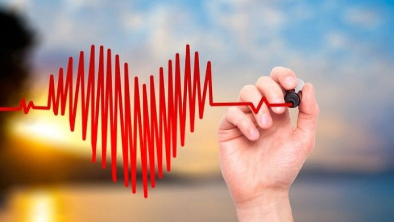 Έρευνα: Και ο λίγος και ο πολύς ύπνος αυξάνουν τον κίνδυνο εμφράγματος