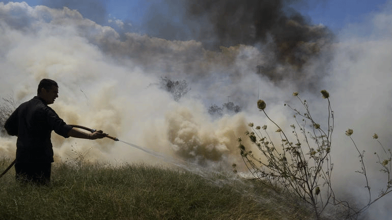 Σε εξέλιξη πυρκαγιά στο Μαρκόπουλο