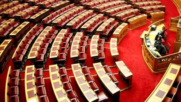 Φόρτος εργασίας και τα… φόρτωσα στον κόκορα