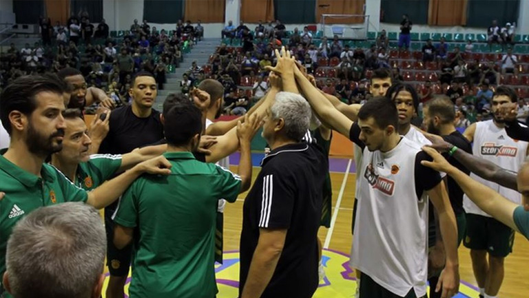 Μπάσκετ: Οι παίκτες του Παναθηναϊκού αποθεώθηκαν στην Πορταριά από 400 φίλαθλους της ομάδας