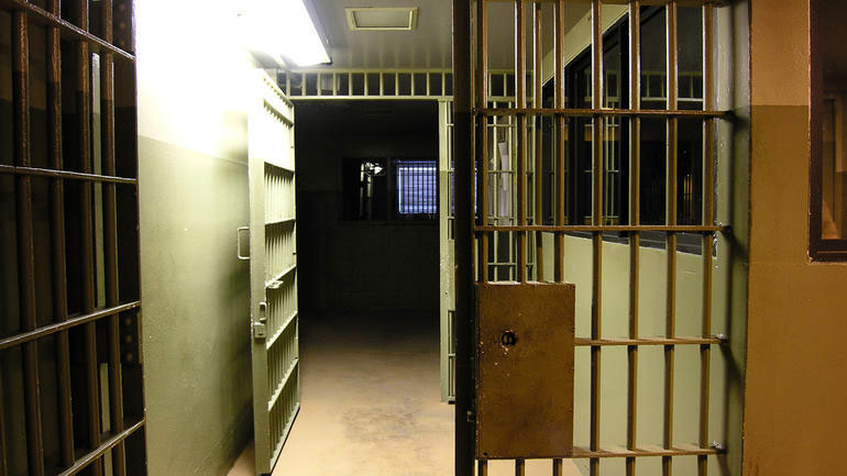 «Έσπασε» τα ισόβια 25χρονος για τη δολοφονία ηλικιωμένης γυναίκας