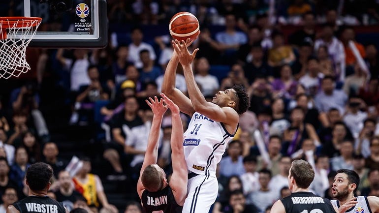 Το νταμπλ-νταμπλ του Αντετοκούνμπο απέναντι στη Νέα Ζηλανδία