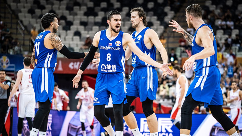 Έκπληξη και πρόκριση για την Τσεχία, 91-76 την Τουρκία